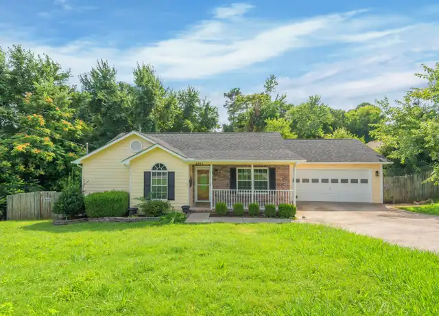 Property at 5957 Warrenpark Ln, Knoxville, TN, 37912, 3 beds, 2 baths, [object Object]