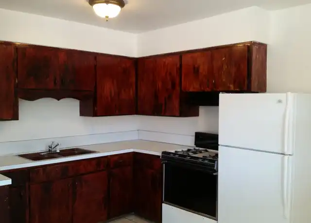 Property at 9210 N 11th St Unit 4, Phoenix, AZ, 85020, 2 beds, 1 bath, [object Object]