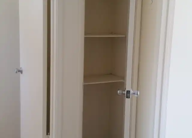 Property at 9210 N 11th St Unit 4, Phoenix, AZ, 85020, 2 beds, 1 bath, [object Object]