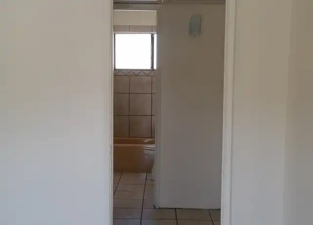 Property at 9210 N 11th St Unit 4, Phoenix, AZ, 85020, 2 beds, 1 bath, [object Object]