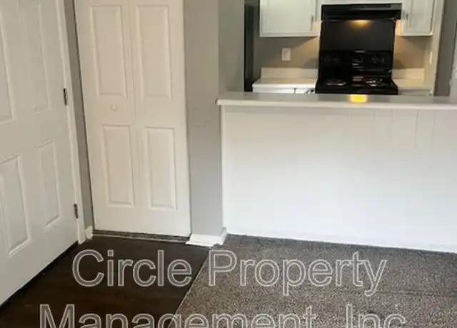 Property at 4030 Hunters Ridge Dr SW Unit 10, Huntsville, AL, 35802, 2 beds, 1 bath, [object Object]