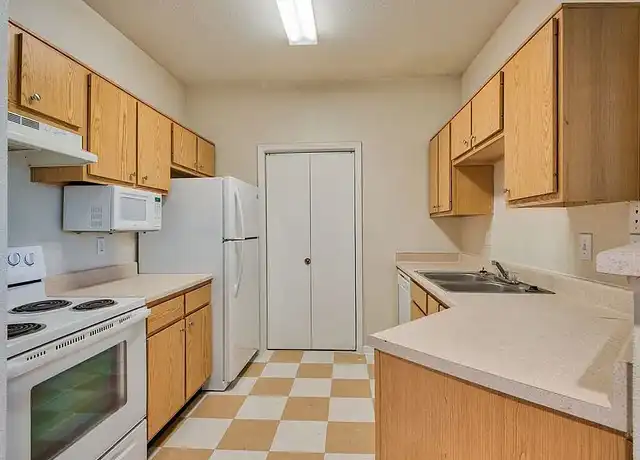 Property at Breakwater Bay - 4375 N Major Dr, Beaumont, TX, 77713, 1-3 bed, 1-2 bath, [object Object]