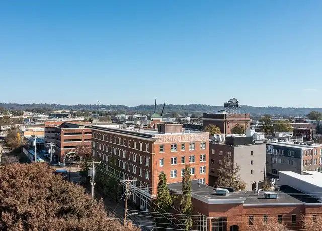 Property at The Grand - 1401 Market St, Chattanooga, TN, 37402, 1 bed, 1 bath, [object Object]