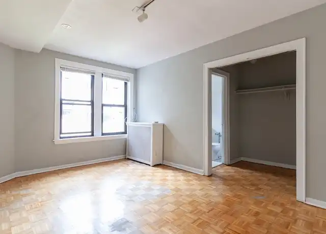 Property at 739 W Belmont Ave Unit 202, Chicago, IL, 60657, 0 beds, 1 bath, [object Object]