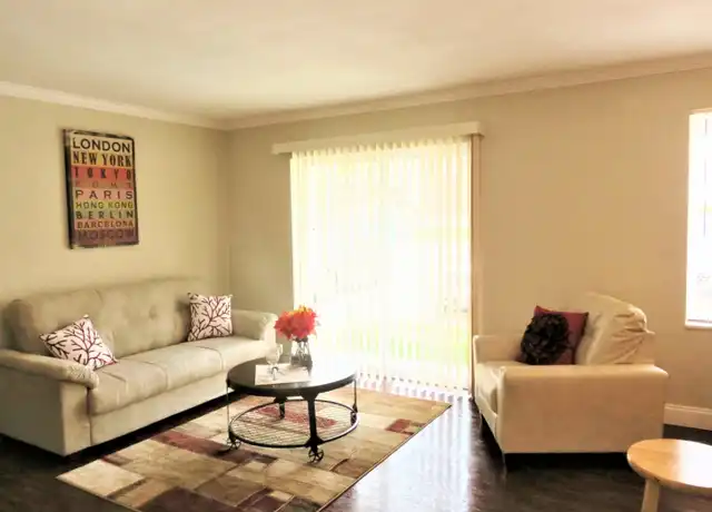 Property at 4318 Walker Ln, St. Louis, MO, 63121, 1 bed, 1 bath, [object Object]