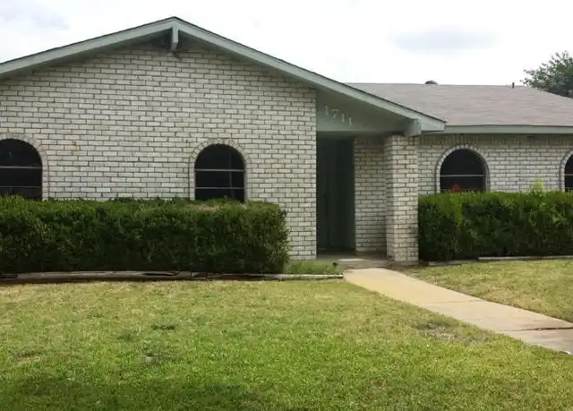 Property at 1711 W Spring Creek Pkwy, Plano, TX, 75023, 4 beds, 2 baths, [object Object]