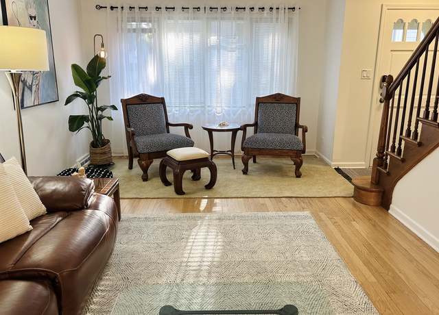 Photo of 335 Scott St Unit 335, Lake Forest, IL 60045