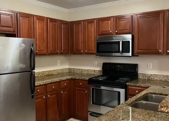Property at The Crown Apartments - 190 Valencia Dr, Jacksonville, NC, 28546, 1-2 bed, 1-2 bath, [object Object]