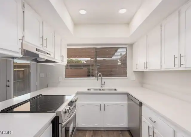 Property at 8412 N 32nd Ave, Phoenix, AZ, 85051, 4 beds, 2.5 baths, [object Object]