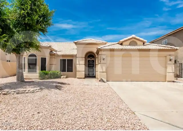 Property at 1562 S Monterey St, Gilbert, AZ, 85233, 3 beds, 2 baths, [object Object]