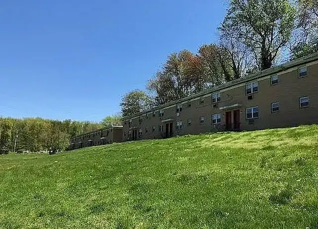 Property at Blackwood Hills - 440 N Black Horse Pike, Blackwood, NJ, 08012, 1 bed, 1 bath, [object Object]