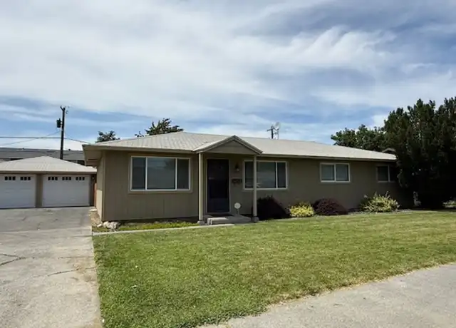 Property at 1628 S Wallace St, Moses Lake, WA, 98837, 3 beds, 1.5 baths, [object Object]