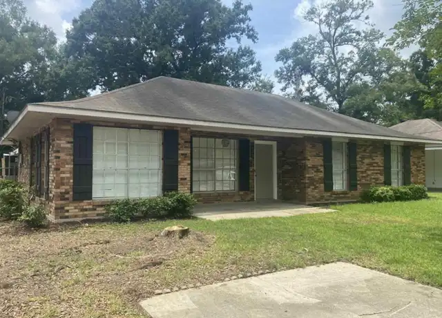 Property at 650 Jean St, Denham Springs, LA, 70726, 3 beds, 2 baths, [object Object]