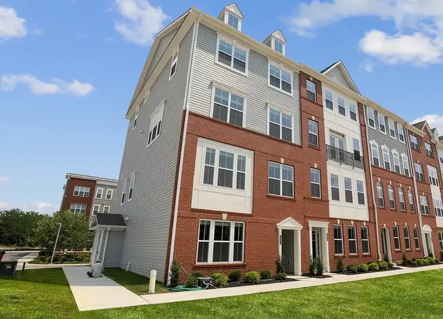 Photo of 7000 Barnett Ln, Elkridge, MD 21075