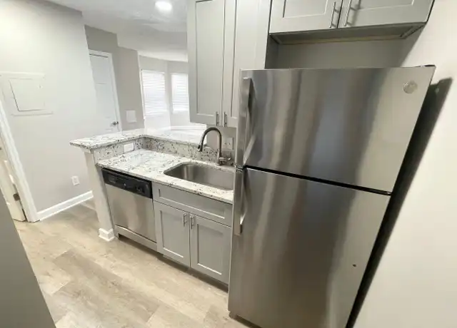 Property at 415 W 10th St Unit 415-2B, Charlotte, NC, 28202, 1 bed, 1 bath, [object Object]