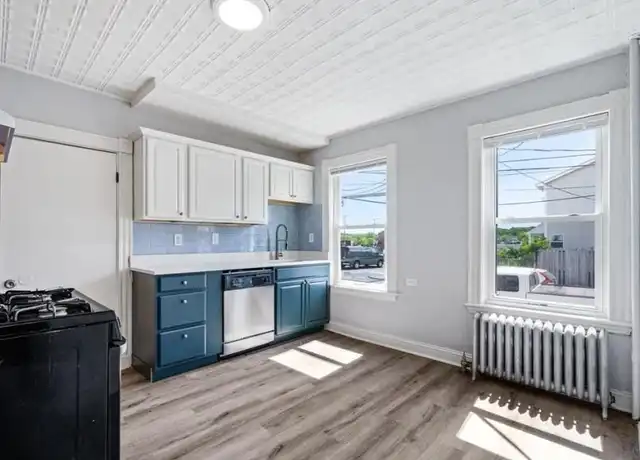 Property at 853 Cummins Hwy, Mattapan, MA, 02126, 3 beds, 1 bath, [object Object]