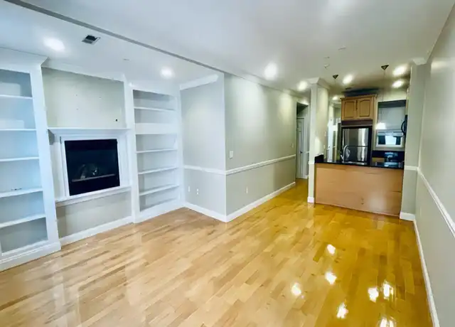Property at 33 N Bennet St #2, Boston, MA, 02113, 2 beds, 2 baths, [object Object]