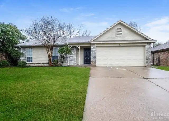 Property at 615 Sherman Dr, Mansfield, TX, 76063, 3 beds, 2 baths, [object Object]