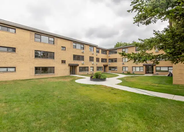 Property at 6805 N Ridge Blvd Unit 203, Chicago, IL, 60645, 2 beds, 1 bath, [object Object]