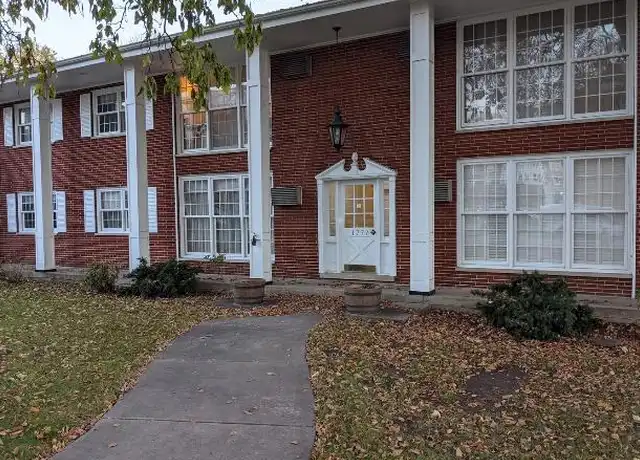 Property at 1777 Dewes St, Glenview, IL, 60025, 3 beds, 2 baths, [object Object]