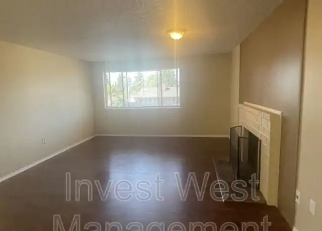 Property at 2815 E 19th St Unit P, Vancouver, WA, 98661, 2 beds, 1 bath, [object Object]