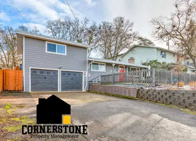 Property at 608 Wabash Ave, Medford, OR, 97504, 3 beds, 2 baths, [object Object]
