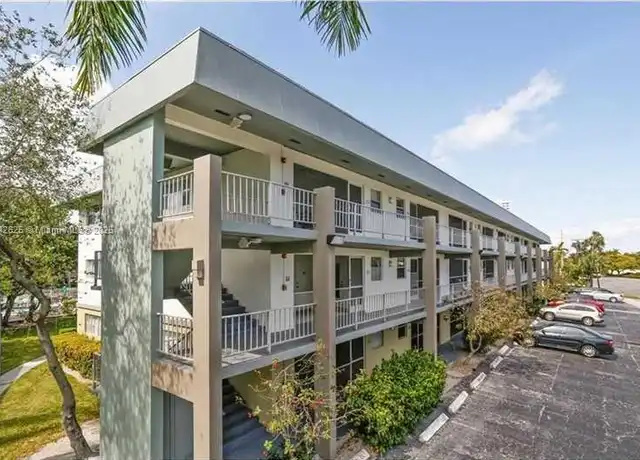 Property at 250 Layne Blvd #214, Hallandale Beach, FL, 33009, 2 beds, 2 baths, [object Object]