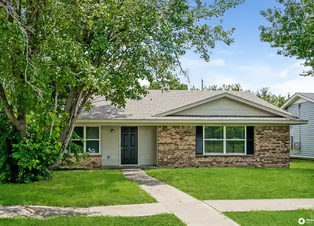 Property at 2654 Hartford Ln, Lancaster, TX, 75134, 4 beds, 2 baths, [object Object]