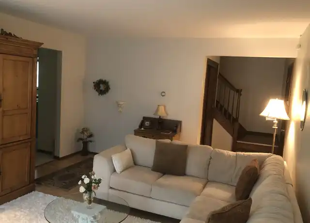 Property at 17645 Prince George Ct, Brookfield, WI, 53045, 3 beds, 1.5 baths, [object Object]