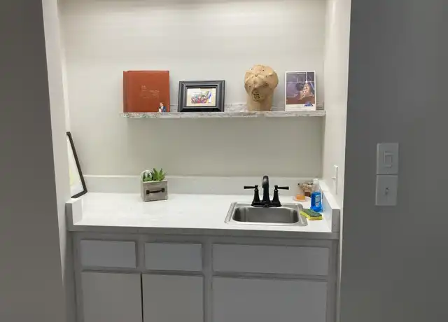 Property at 2458 Grand Teton Cir Unit 1, Winter Park, FL, 32792, 3 beds, 2 baths, [object Object]