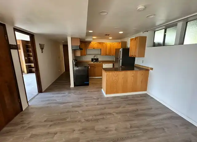 Property at 1838 138th Pl SE Unit Fisrt Floor, Bellevue, WA, 98005, 1 bed, 1 bath, [object Object]