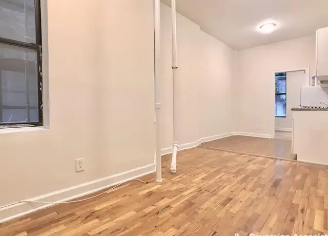Property at 539 W 49th St Unit 1RE, New York, NY, 10019, 1 bed, 1.5 baths, [object Object]