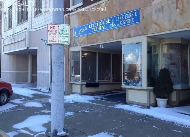 Property at 410 Broadway Unit 4, Lorain, OH, 44052, 1 bed, 1 bath, [object Object]
