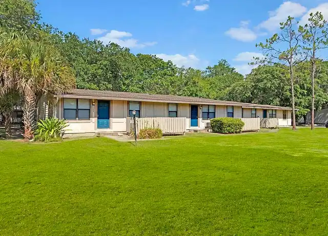 Property at Nova Glen - 1000 S Nova Rd, Daytona Beach, FL, 32114, 2 beds, 1 bath, [object Object]