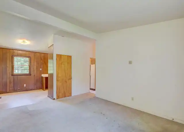 Property at 6225 Greenville Sound Rd, Wilmington, NC, 28409, 3 beds, 2 baths, [object Object]