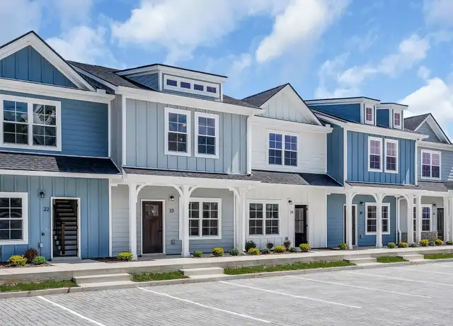 Property at 209 S High St #18, McMinnville, TN, 37110, 2 beds, 2.5 baths, [object Object]