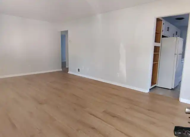 Property at 2928 Ridgeway Ave, Rockford, IL, 61101, 3 beds, 1 bath, [object Object]
