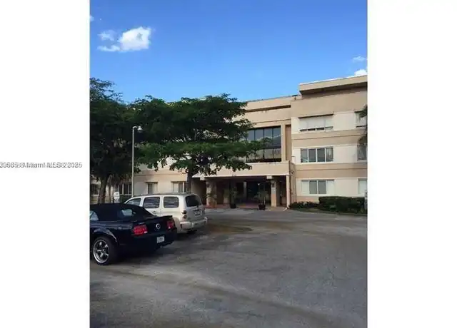 Property at 14820 Naranja Lakes Blvd Unit D1A, Homestead, FL, 33032, 2 beds, 1.5 baths, [object Object]