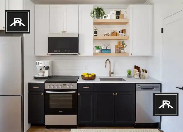 Property at 1287 Beacon St Unit 208, Brookline, MA, 02446, 2 beds, 1 bath, [object Object]
