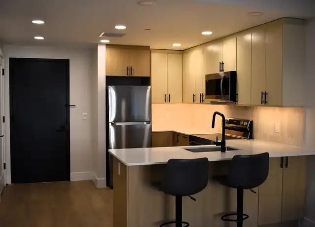 Property at Metrovue - 161 Van Wagenen Ave, Jersey City, NJ, 07306, 0-1 beds, 1 bath, [object Object]