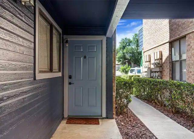 Property at 2500 Burleson Rd #401, Austin, TX, 78741, 1 bed, 1 bath, [object Object]