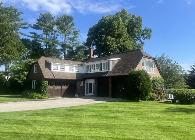 Property at 69 West St, Beverly, MA, 01915, 3 beds, 2 baths, [object Object]