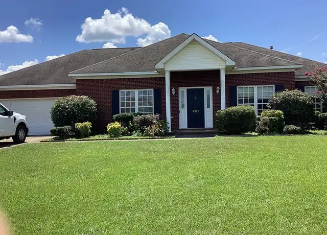 Property at 2233 Englewood Dr, Tuscaloosa, AL, 35405, 4 beds, 2.5 baths, [object Object]