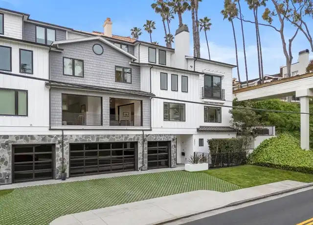 Property at 2801 Bayside Dr, Corona del Mar, CA, 92625, 4 beds, 4.5 baths, [object Object]