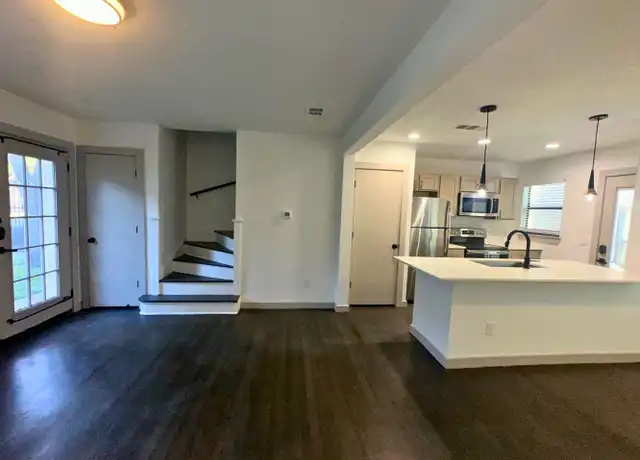 Property at Chateau Victor - 6014 Victor St, Dallas, TX, 75214, 1-2 bed, 1 bath, [object Object]