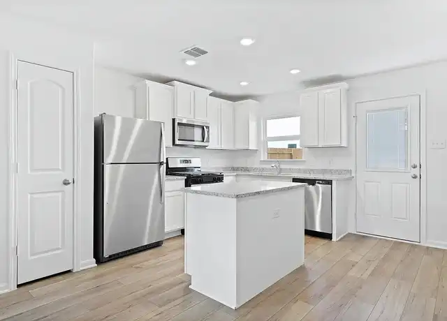 Property at Savannah Place - 3106 Drayton Ests, Converse, TX, 78109, 2-5 beds, 2-3.5 baths, [object Object]