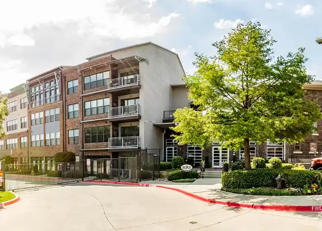 Property at The Depot - 555 Elm St, Fort Worth, TX, 76102, 0-2 beds, 1-2 bath, [object Object]