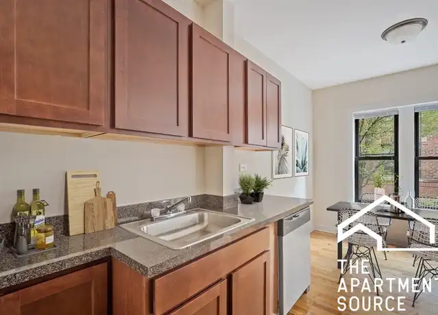 Property at 3817 N Fremont St Unit W2, Chicago, IL, 60613, 1 bed, 1 bath, [object Object]