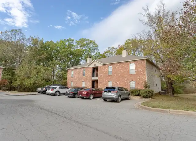 Property at 26 West Residences - 26 Pinnacle Valley View Dr, Little Rock, AR, 72223, 2 beds, 2 baths, [object Object]