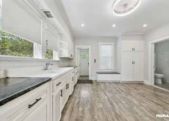 Property at 28 Hollow Wood Ln, Greenwich, CT, 06831, 3 beds, 2 baths, [object Object]